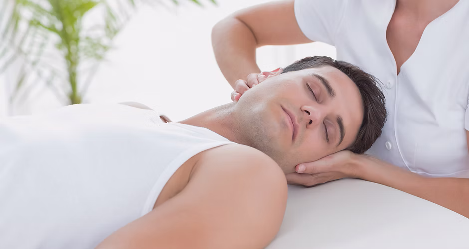 Aura Harbour - Toronto Waterfront Wellness Clinic